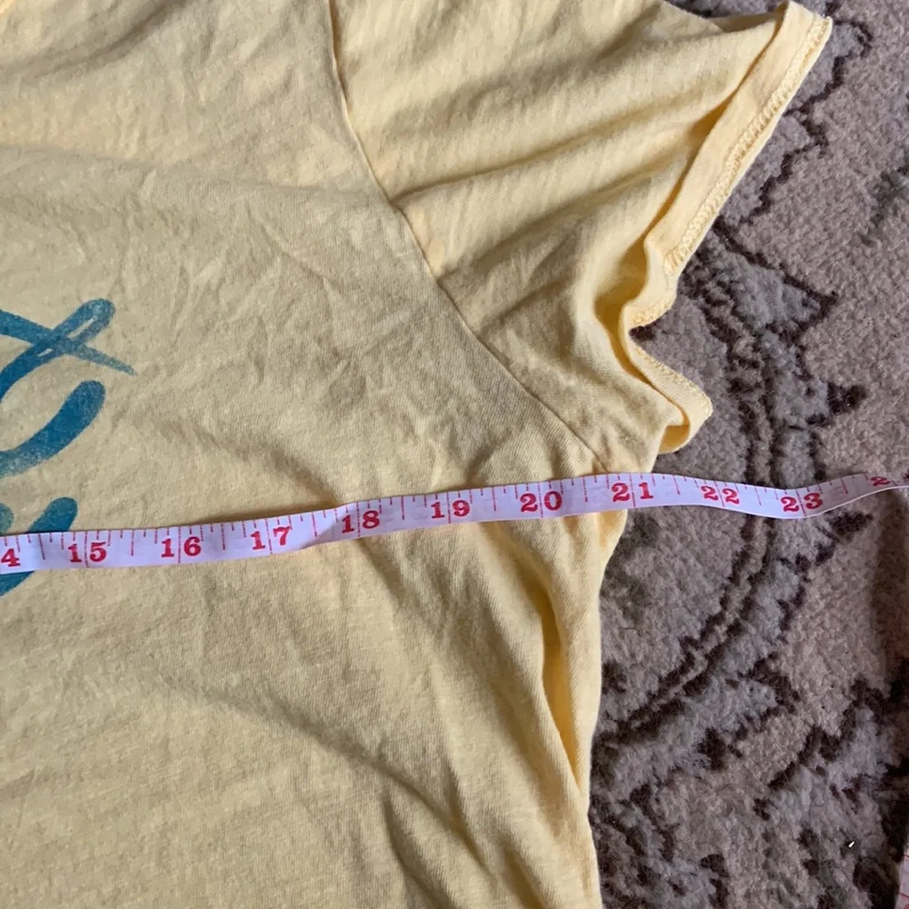 Old Navy NWOT Happiest Camper T-Shirt sz Large